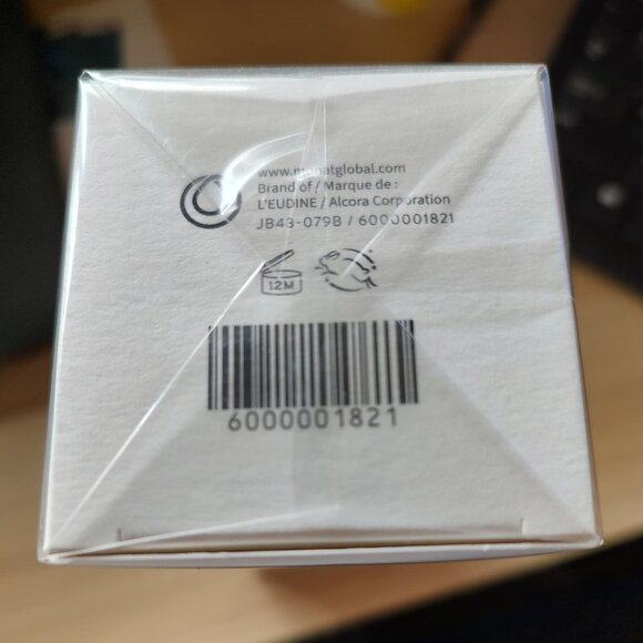 Monat Body Care - Exfoliate and Refine Body Polish - Picture 3 of 4